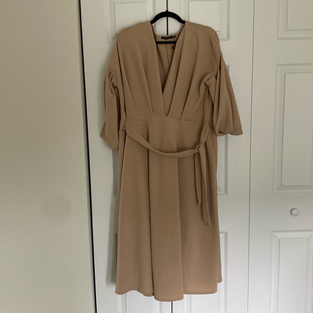 New without tags boohoo dress